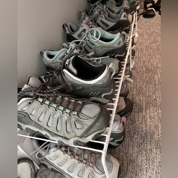 Women’s OBOZ Hiking Shoe 7.5 - Picture 8 of 8